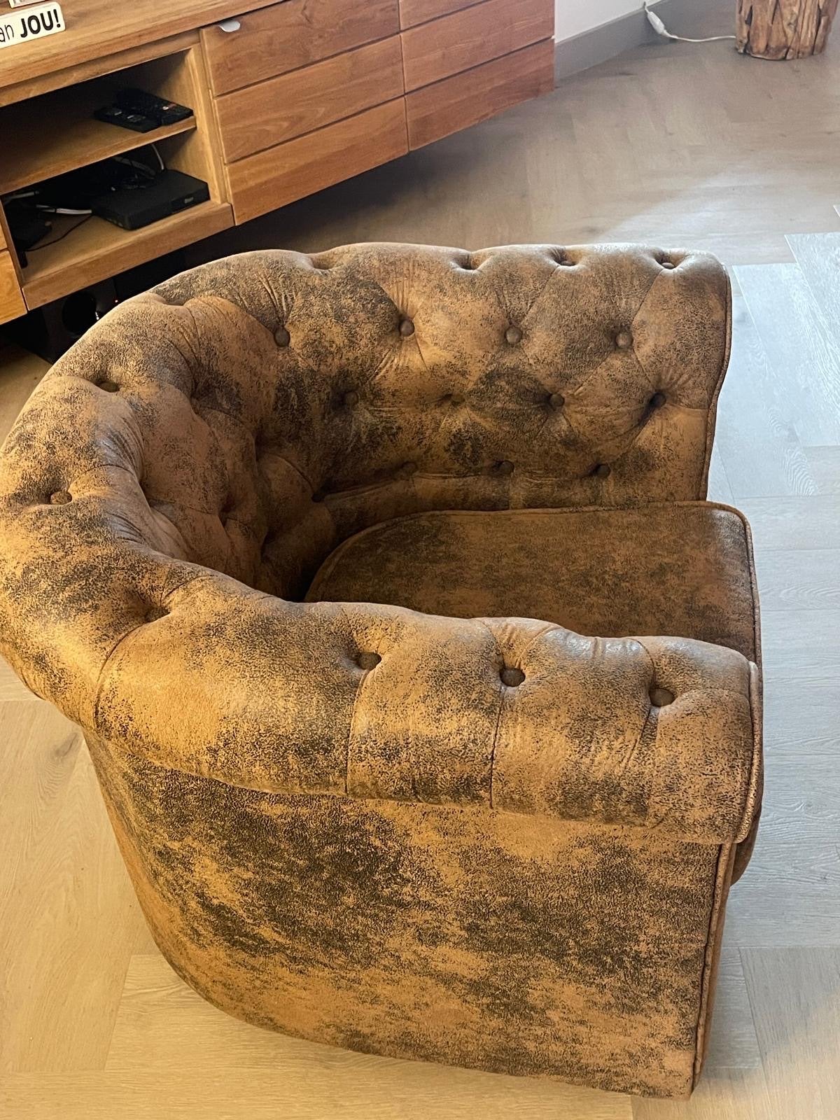2 x Vintage Stijl Fauteuil - Bruin, Comfortabel en Stijlvol, Ophalen of Verzenden, Gebruikt, Stof, 75 tot 100 cm
