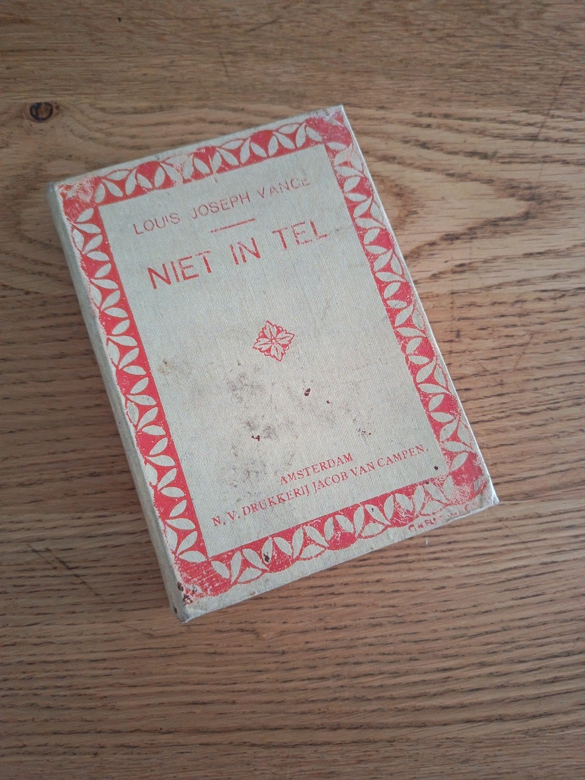 Niet In Tel - Louis Joseph Vance (Feuilleton-Bibliotheek), Ophalen of Verzenden, Gelezen, Louis Joseph Vance, Nederland