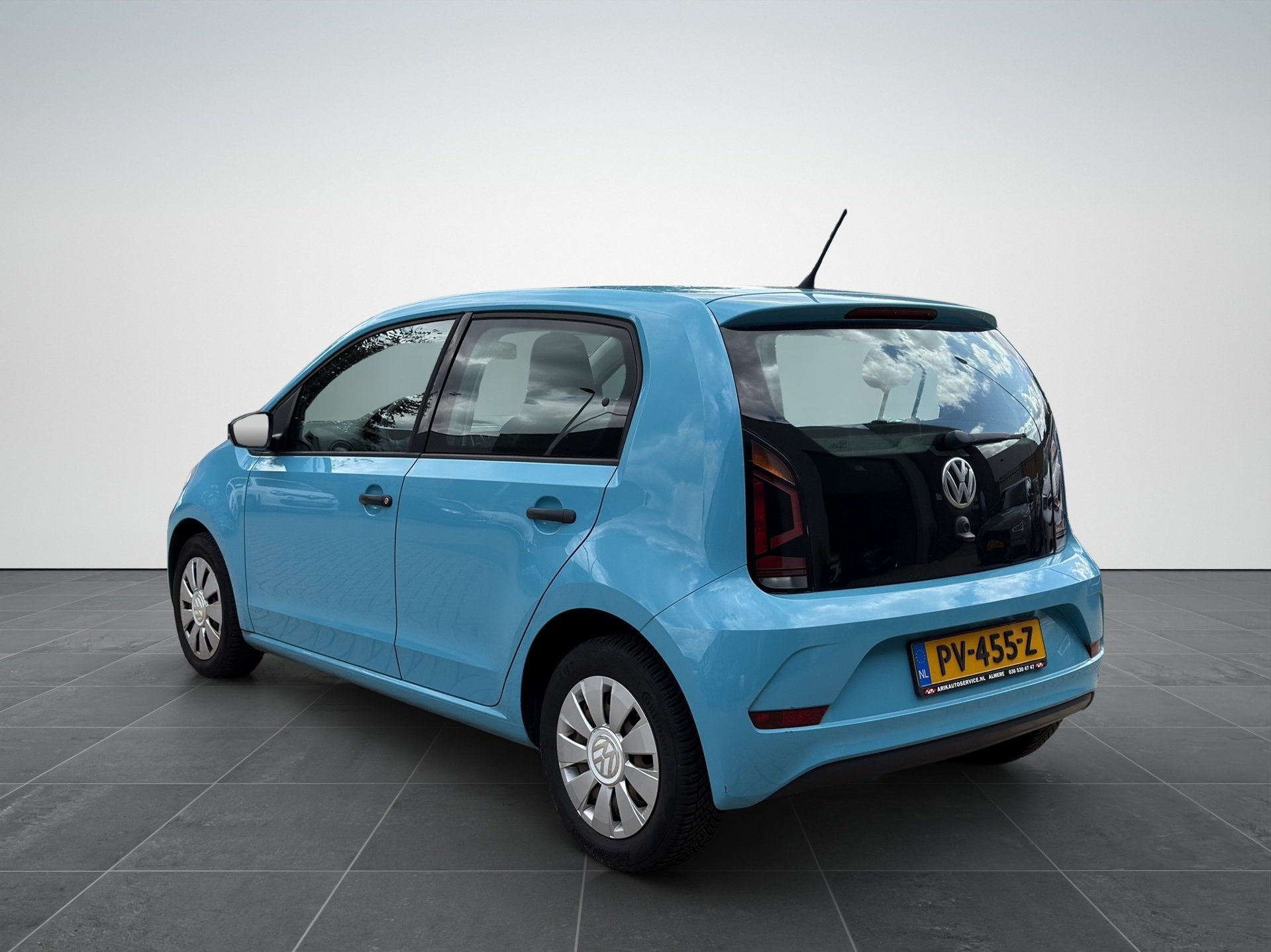 Volkswagen Up! 1.0 BMT take up! Airco|Dealer Onderhouden|NAP, Auto's, Voorwielaandrijving, Dealer onderhouden, Gebruikt, Origineel Nederlands