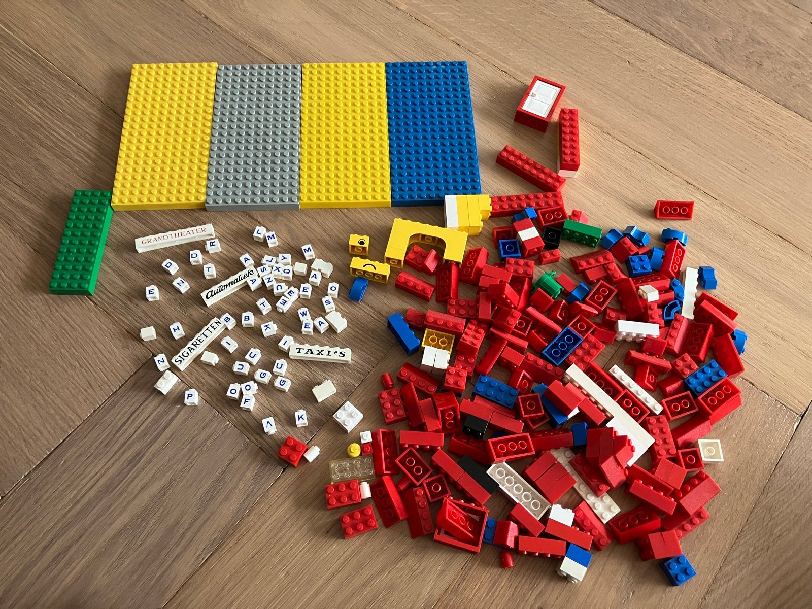LEGO jaren 50 letters, woordbalken, stenen en platen oud!, Ophalen of Verzenden, Gebruikt