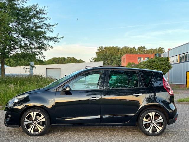 Renault Scénic 2.0 Bose Automaat ECC Audio Premium Navi LMV, Euro 5, Gebruikt, Zwart, 4 cilinders