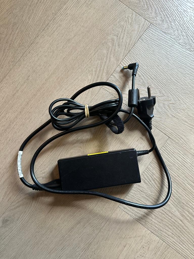 Hipro 90W Laptop Oplader - HP-A0904A3, Ophalen of Verzenden, Zo goed als nieuw