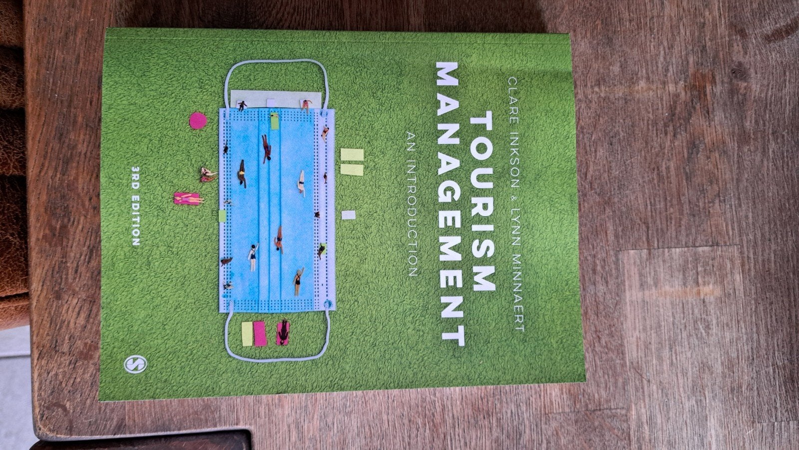 management boek voor HBO tourisme management, Boeken, Ophalen, Zo goed als nieuw