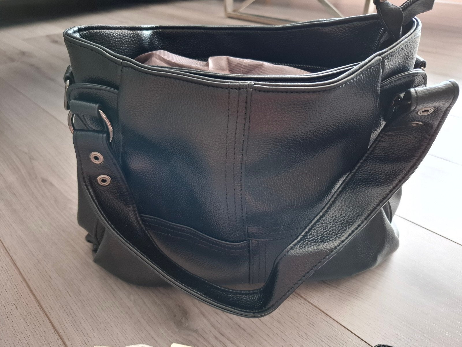 Prachtige Zwarte Hobo Schoudertas / Crossbodytas (Nieuw), Ophalen of Verzenden, Nieuw, Overige merken