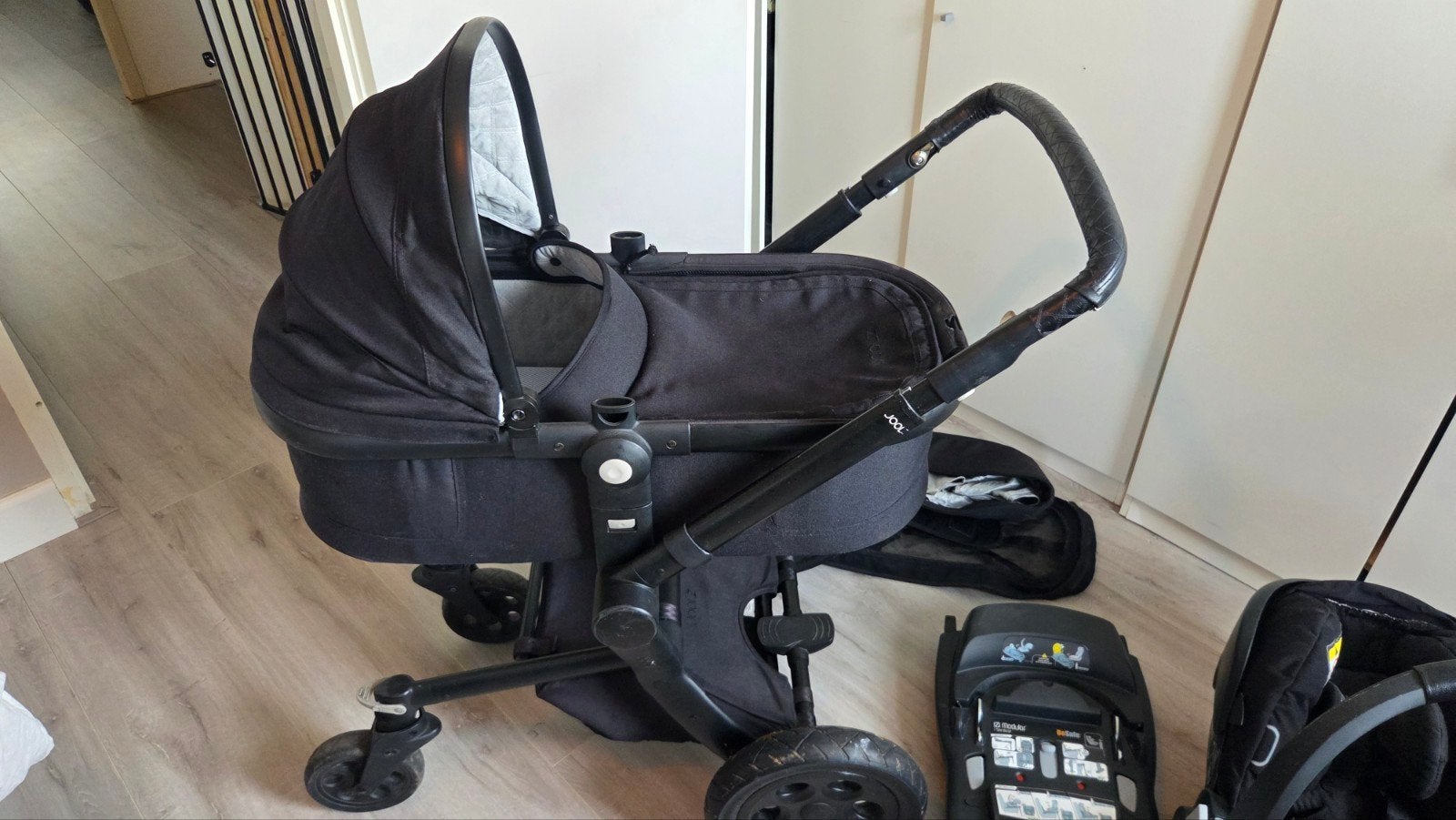 Joolz Day2 + BeSafe iZi Go + Isofix + accessoires, Ophalen, Gebruikt, Overige merken