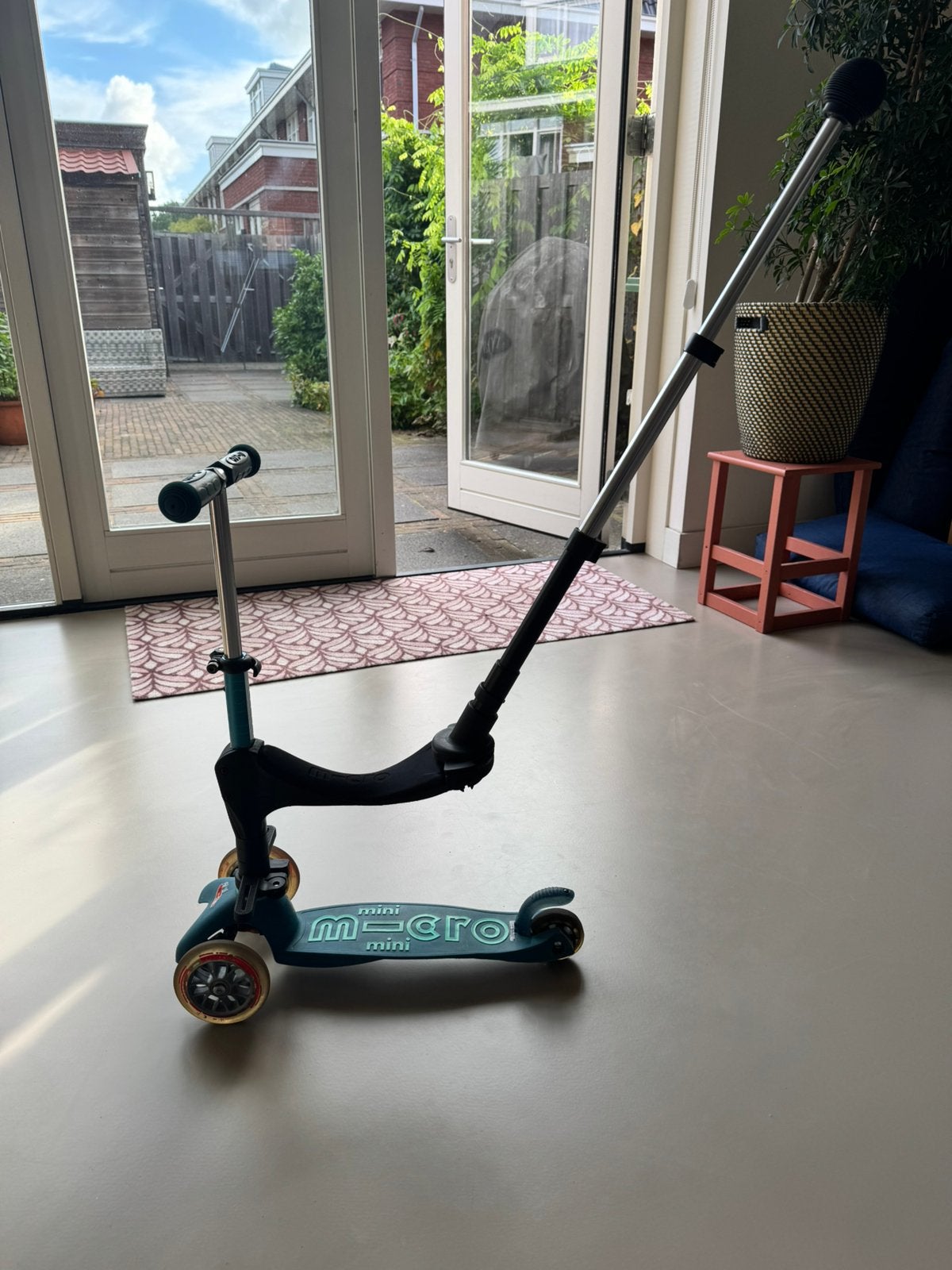 Mini micro step met zitje 1-6 jaar, Ophalen, Zo goed als nieuw, Gewone step