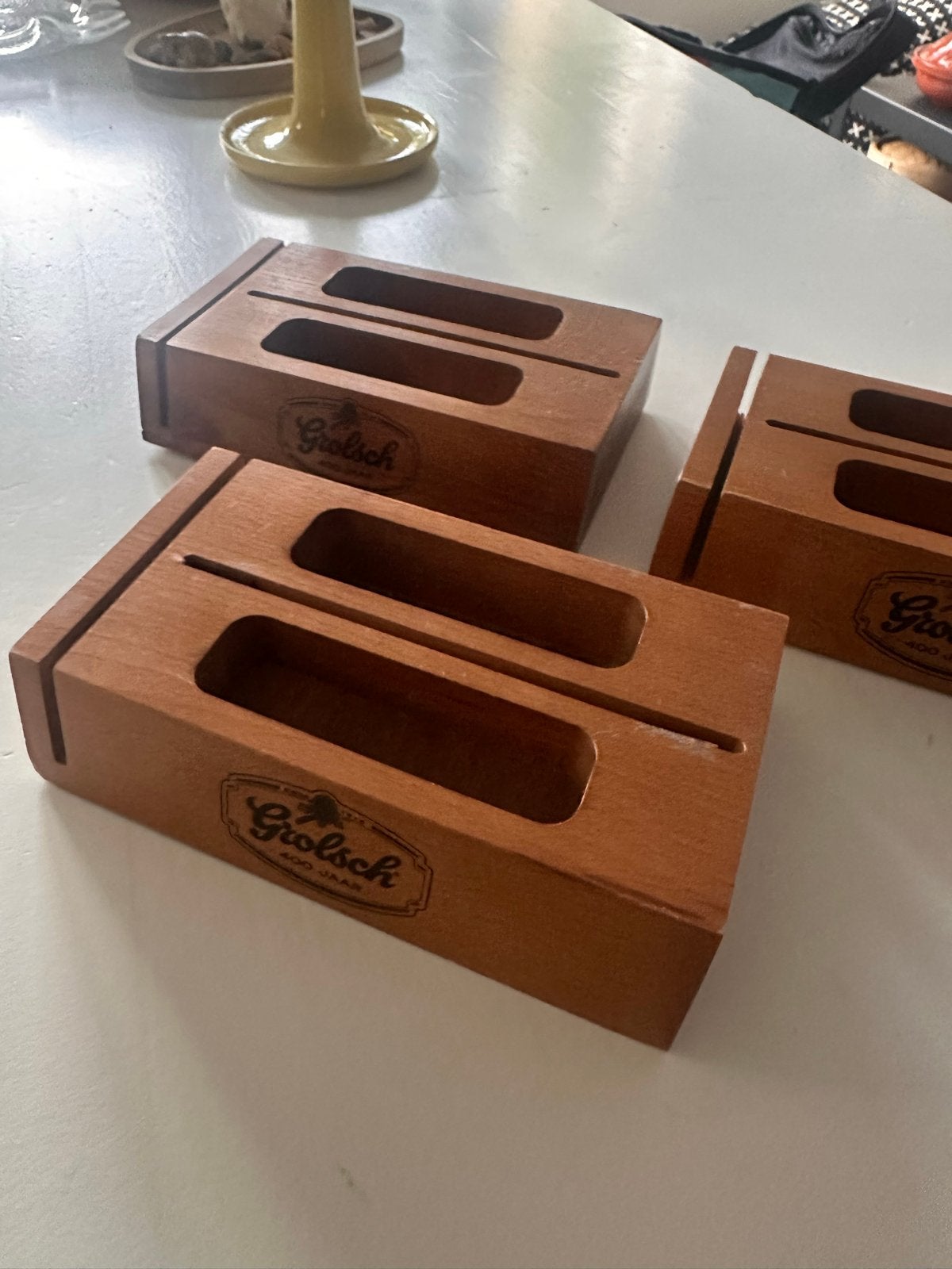 Grolsch houten onderzetters / bierviltjeshouders, Gebruikt, Ophalen of Verzenden, Bruin, Vintage