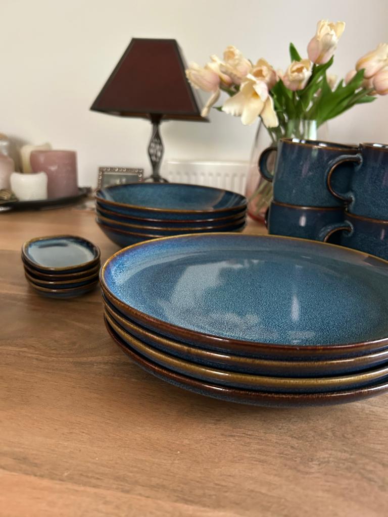IKEA Gladelig Servies Set: Borden, Diepe Borden & Mokken, Ophalen, Keramiek, Zo goed als nieuw, Effen