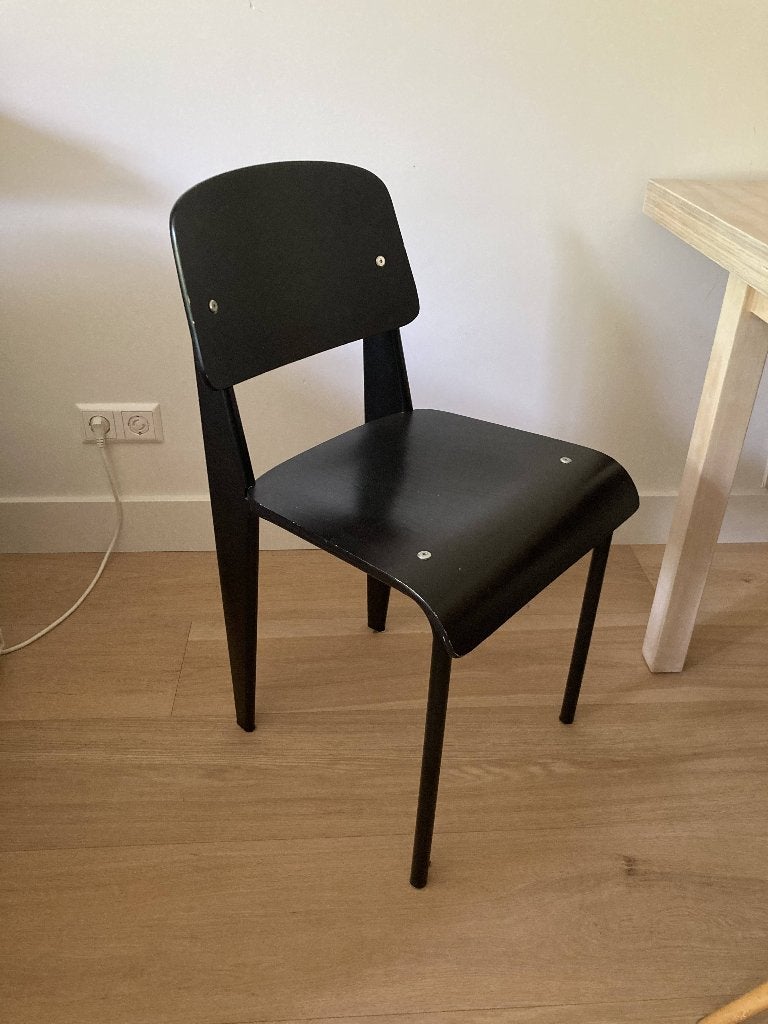 Designstoel geïnspireerd op Jean Prouvé Standard Chair, Ophalen, Gebruikt, Zwart, Eén