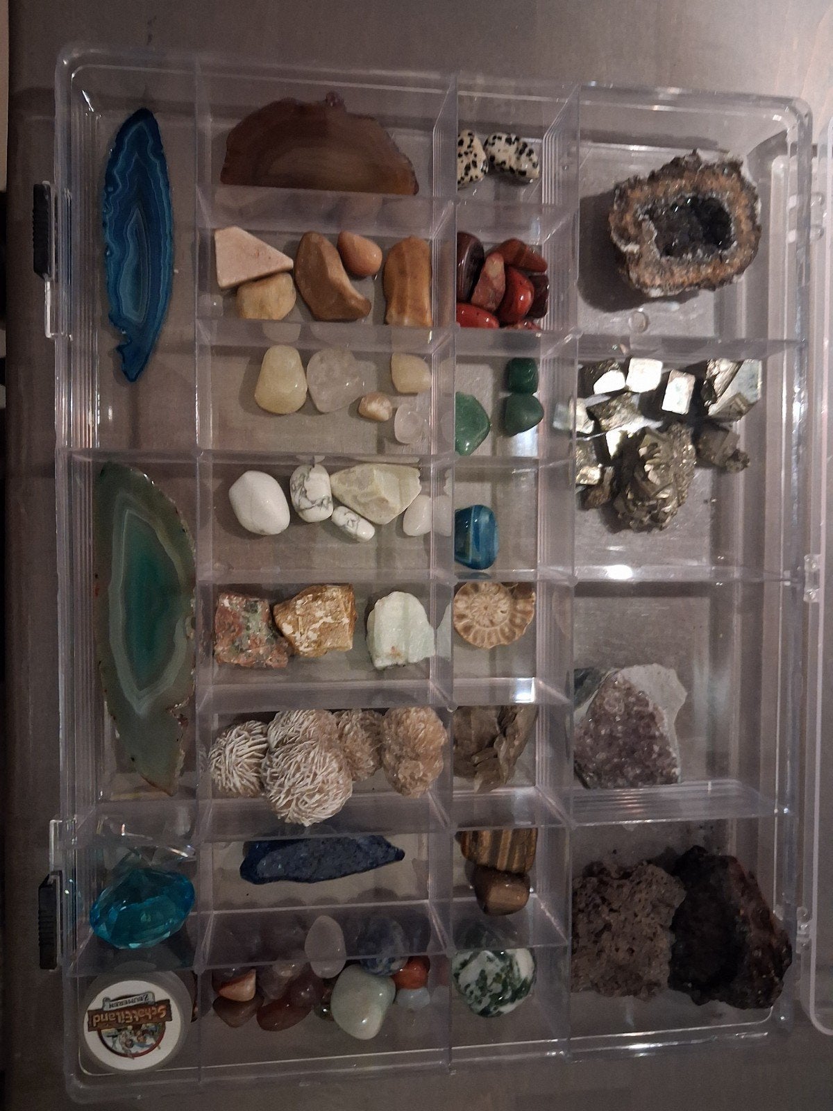 Grote Edelstenen Verzameling in Handige Opbergdoos, Sieraden, Tassen en Uiterlijk, Edelstenen, Ophalen of Verzenden, Gebruikt