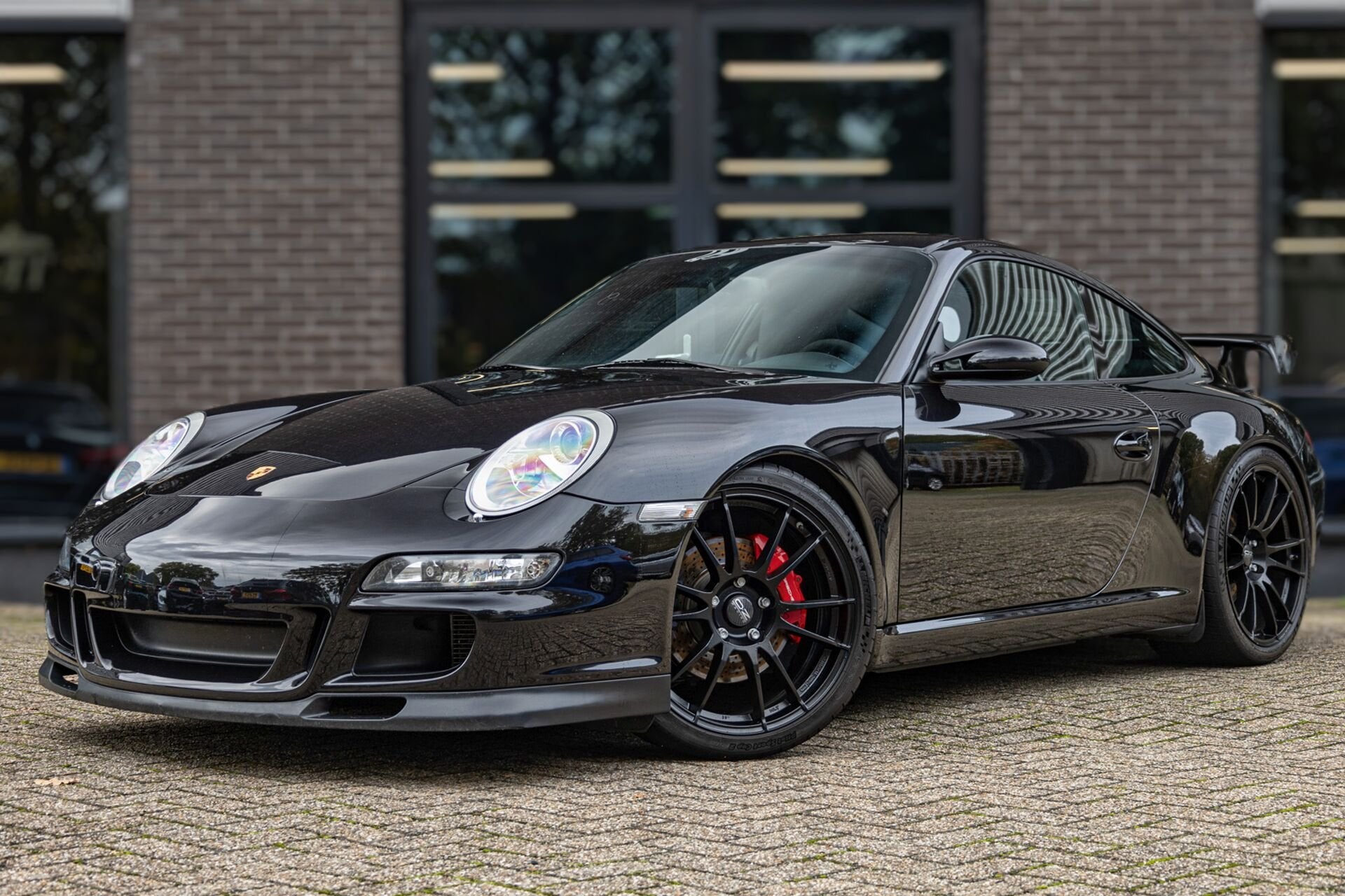 Porsche 911 997.1 3.8 Carrera S / Handgeschakeld (bj 2006), Auto's, Achterwielaandrijving, Gebruikt, Met garantie (alle), 4 stoelen