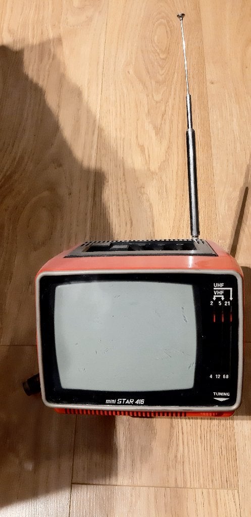 Kleine vintage vrachtwagen tv jaren 80 ?, Ophalen, Gebruikt, Overige merken, Overige Auto-onderdelen