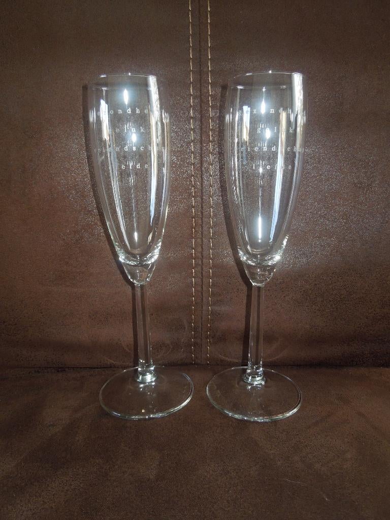 2 champagne glazen Gezondheid Geluk Vriendschap Liefde, Glas of Glazen, Nieuw, Ophalen of Verzenden, Glas