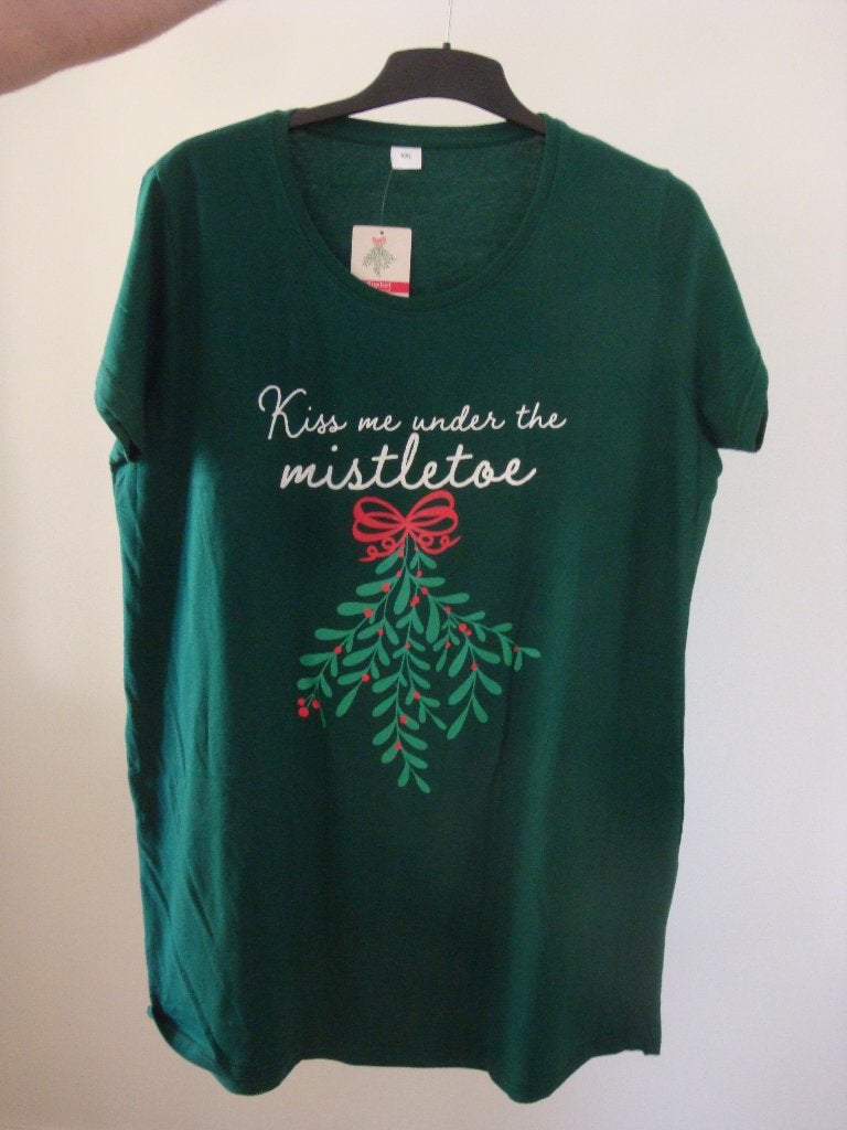 Nachthemd bigshirt Kiss me under the mistletoe XXL Nieuw, Kleding | Dames, Ophalen of Verzenden, Nieuw, Maat 46/48 (XL) of groter