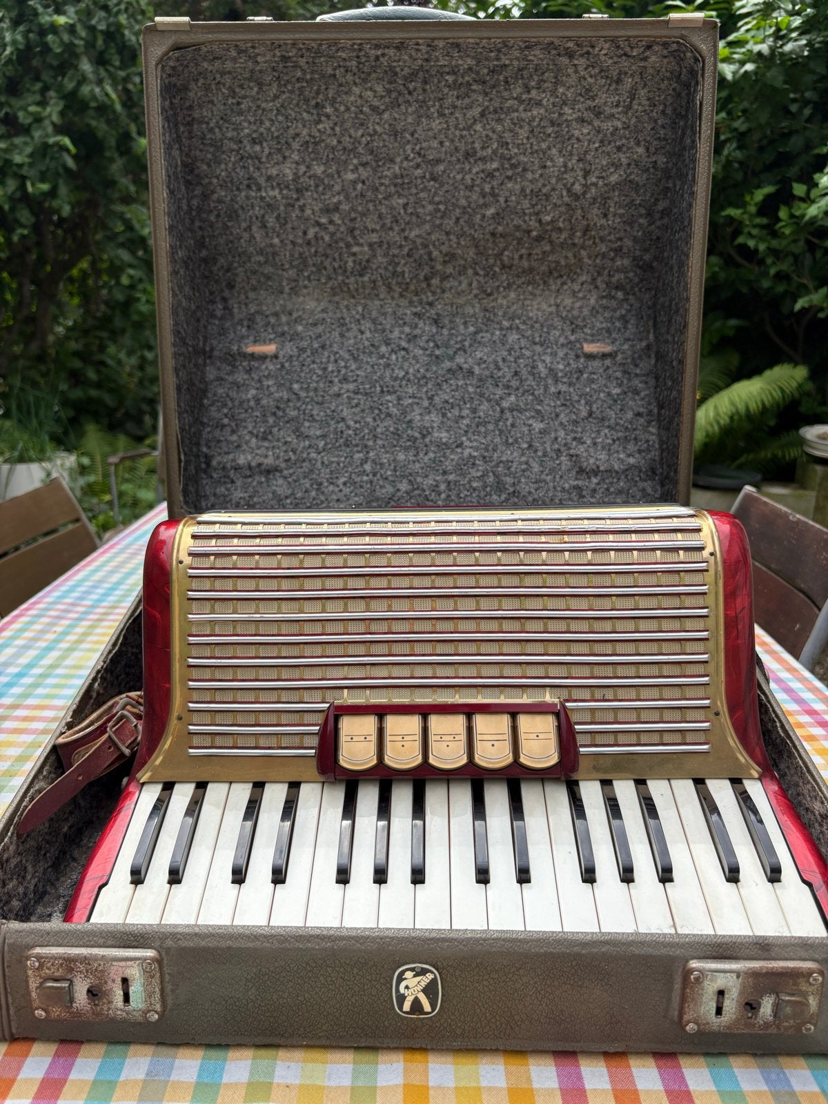 Hohner Concerta III Accordeon met originele koffer, Ophalen, Gebruikt, Toetsaccordeon, Met koffer