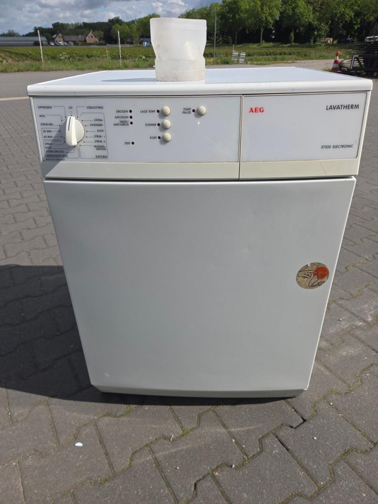 AEG Lavatherm 37320 Electronic Wasdroger, Ophalen, 6 tot 8 kg, Gebruikt, Luchtafvoer