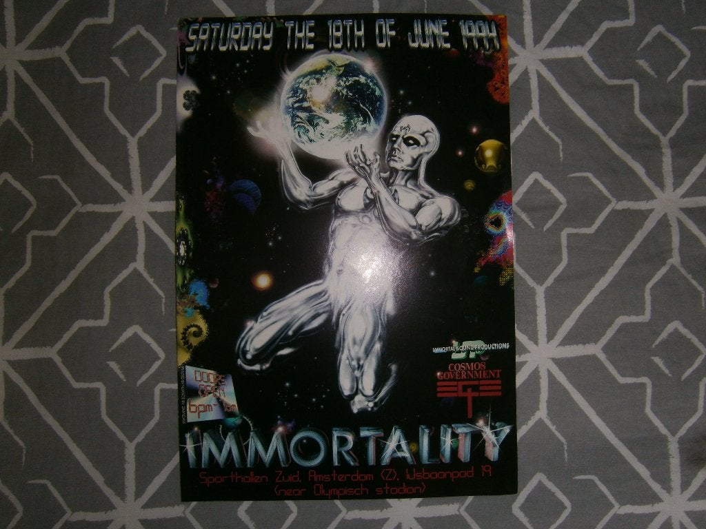 Immortality Amsterdam 1994. Grote Full Color Flyer Zeldzaam, Verzamelen, Posters, Zo goed als nieuw, Muziek, A1 t/m A3, Rechthoekig Staand