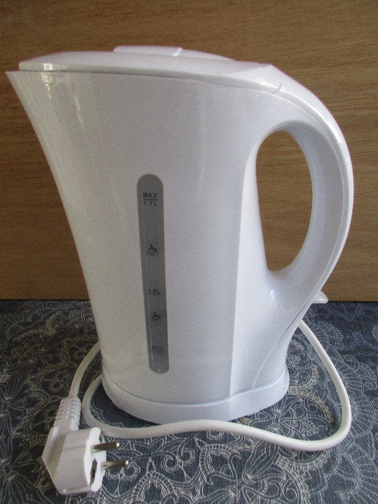 zgan Hema waterkoker 1,7 liter, Witgoed en Apparatuur, Waterkokers, 1 tot 2 liter, Ophalen of Verzenden, Zo goed als nieuw