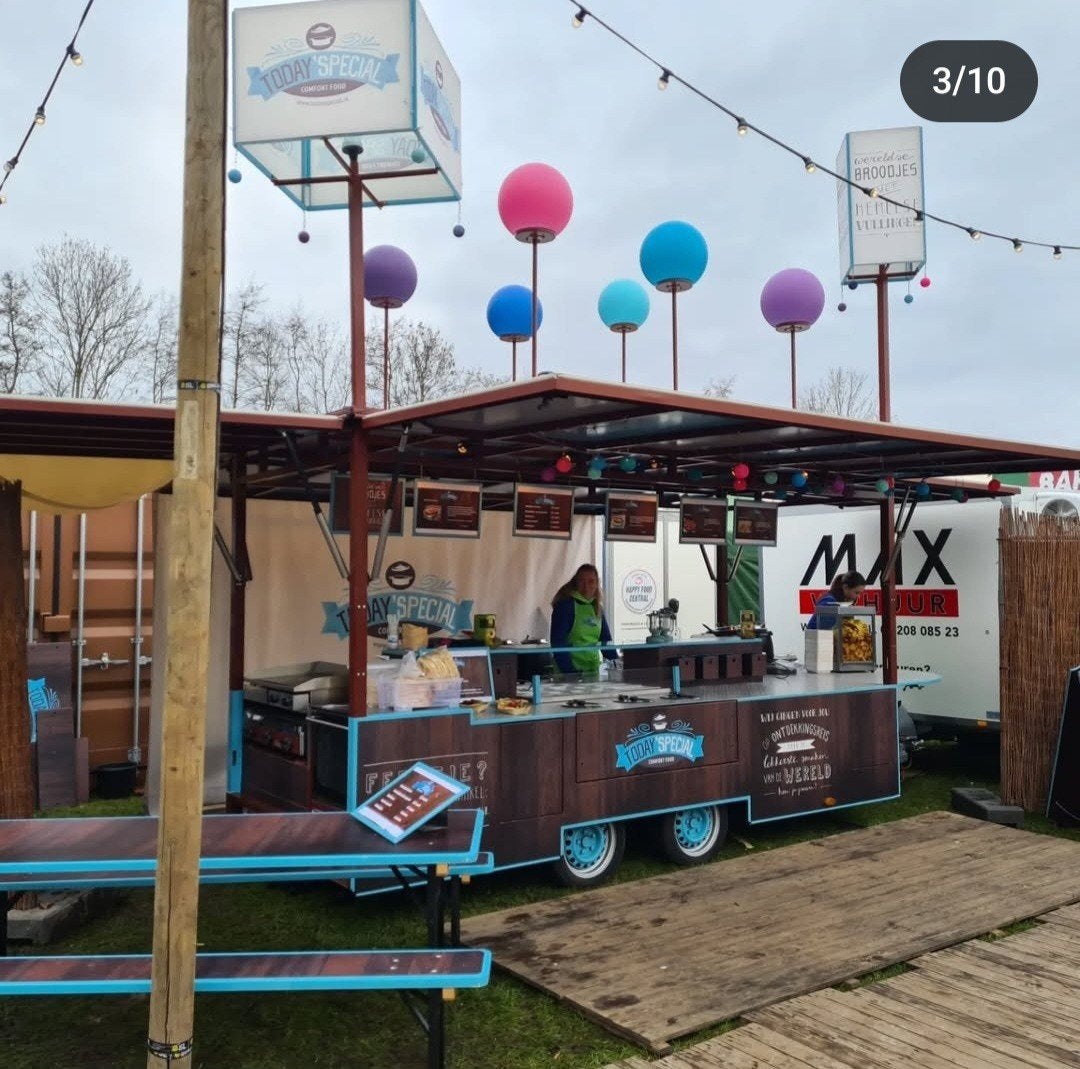 Foodtruck trailer met inventaris voor festivals
