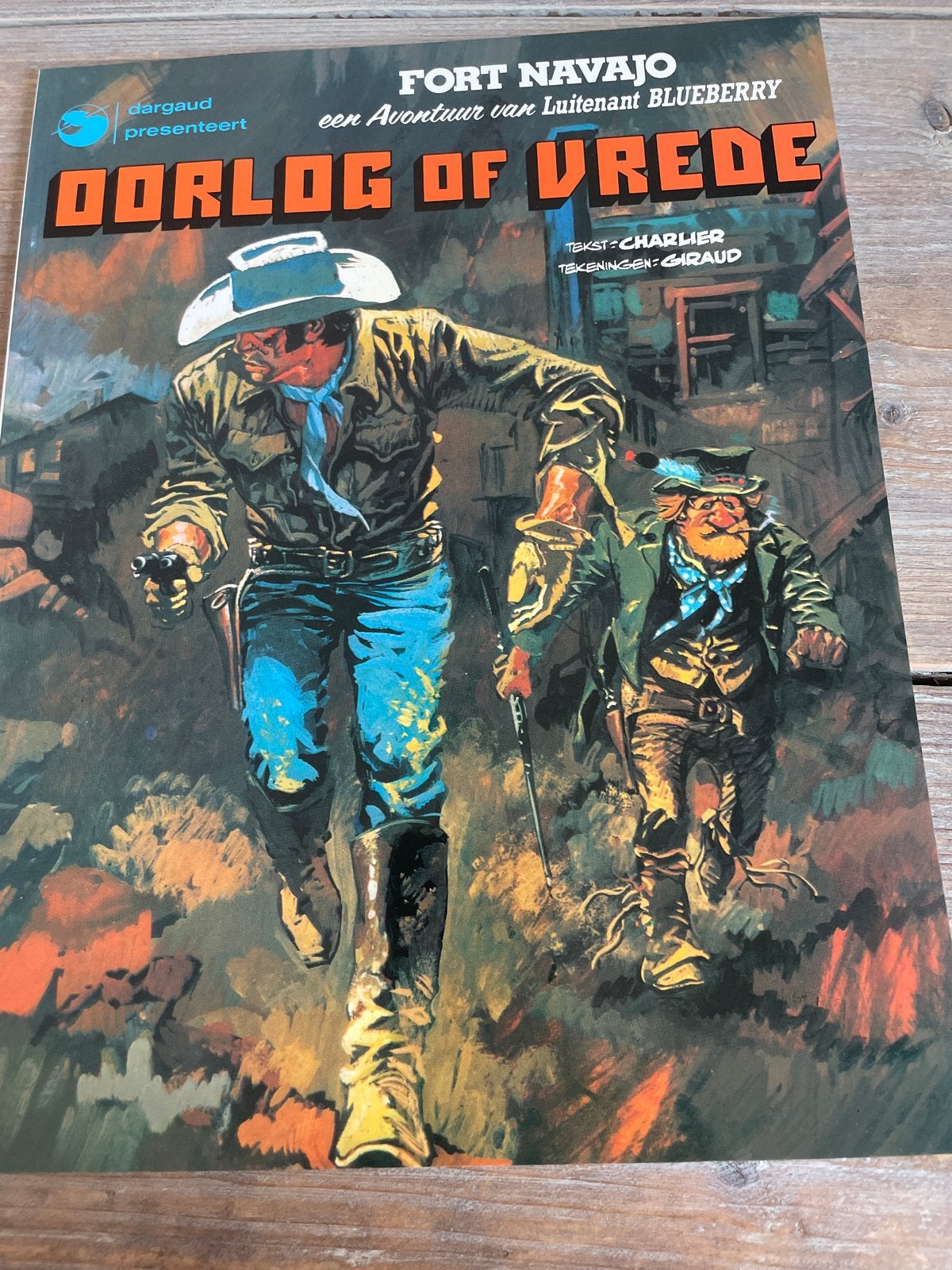 Fort Navajo: Oorlog of Vrede - Luitenant Blueberry stripboek, Boeken, Stripboeken, Eén stripboek, Ophalen of Verzenden, Zo goed als nieuw