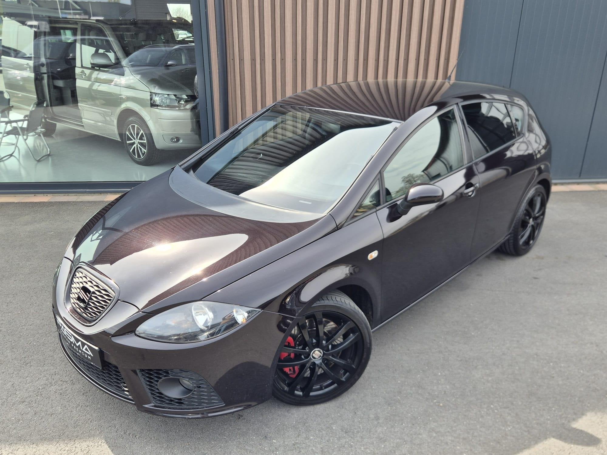 SEAT Leon 2.0 TFSI Cupra 310 Limited Edition nr 04 van 100 |, Auto's, Voorwielaandrijving, Euro 5, Stof, Gebruikt