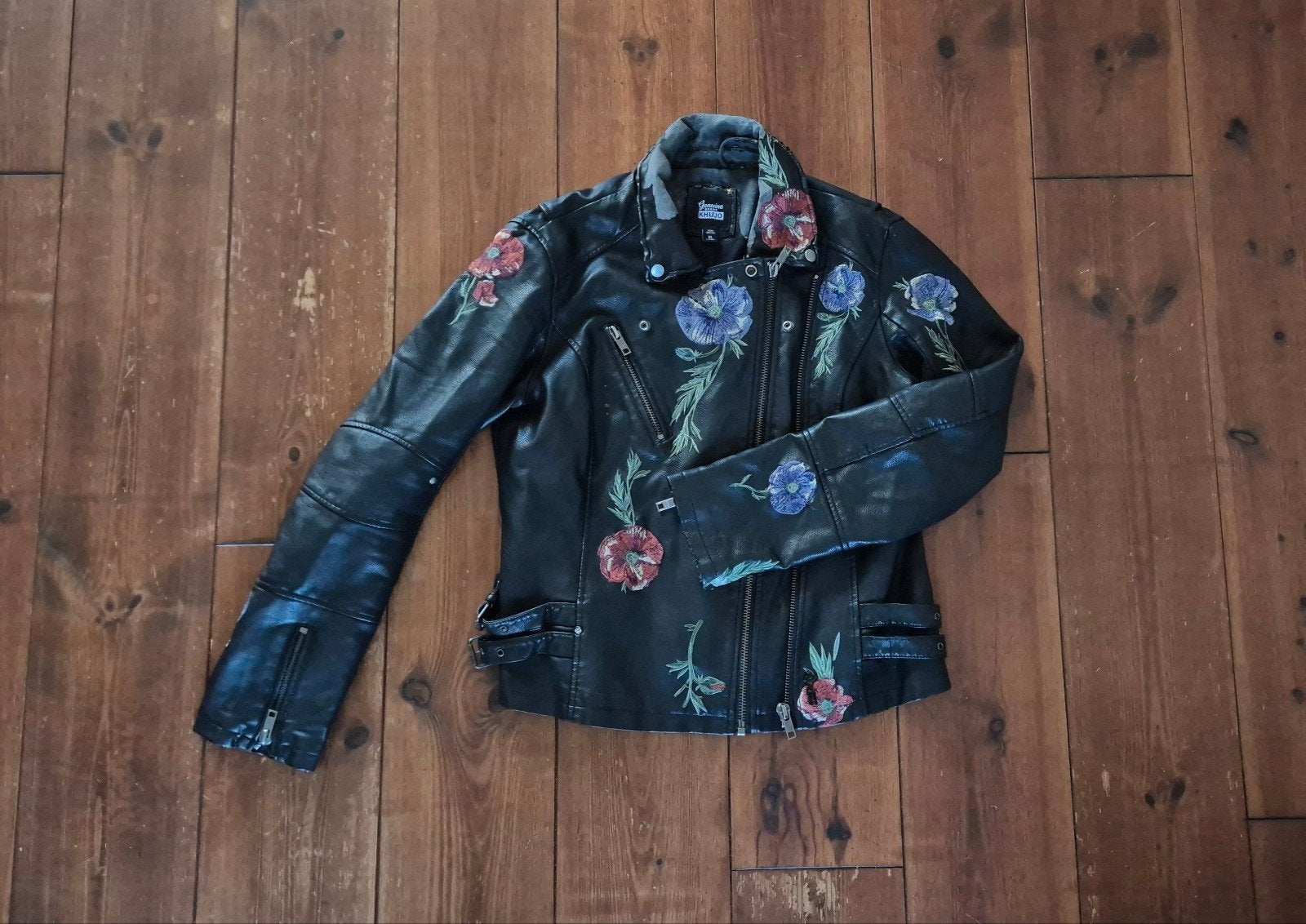 Khujo kunstleren jas met bloemenprint, kraag reparatie nodig, Zwart, Maat 42/44 (L), Khujo, Ophalen of Verzenden