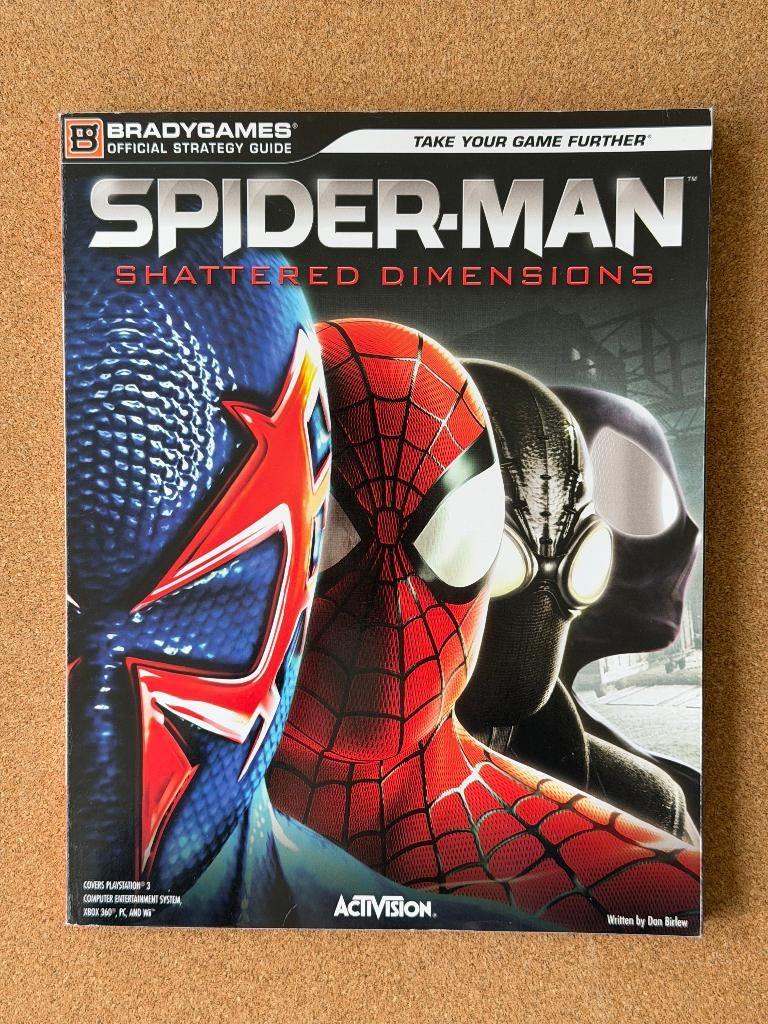 Retro Game Guide Spider-man: Shattered Dimensions, Ophalen of Verzenden, Zo goed als nieuw, Overige onderwerpen