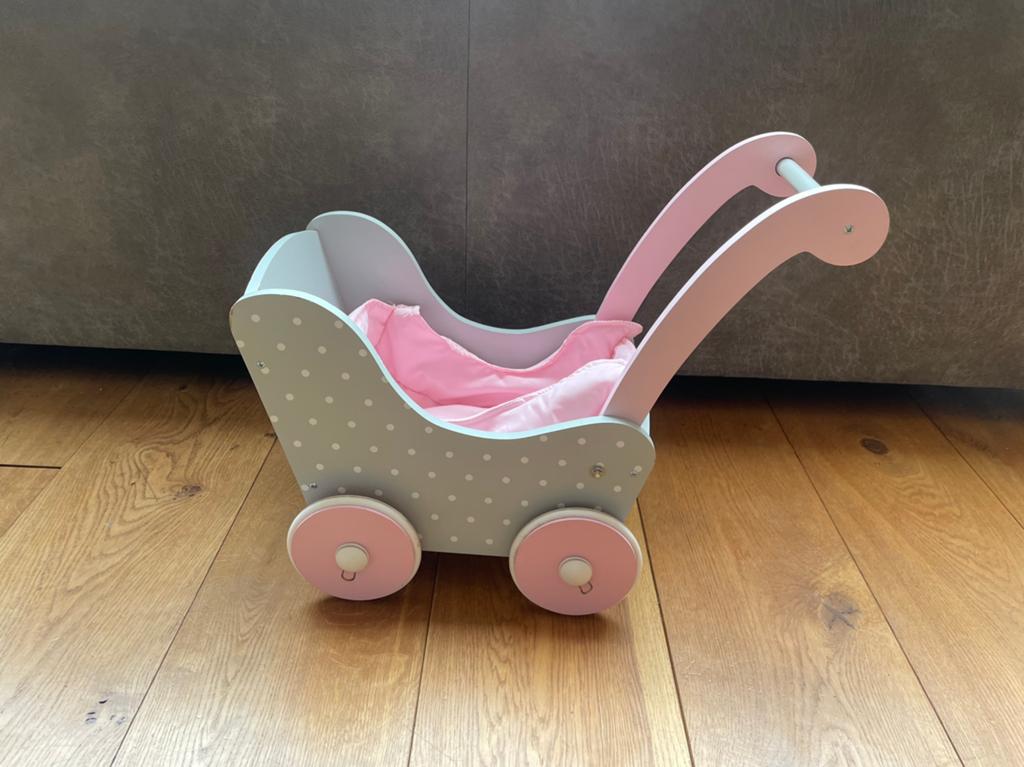 Houten poppenwagen, Kinderen en Baby's, Speelgoed | Houten speelgoed, Ophalen, Gebruikt, Duw- of Trekspeelgoed