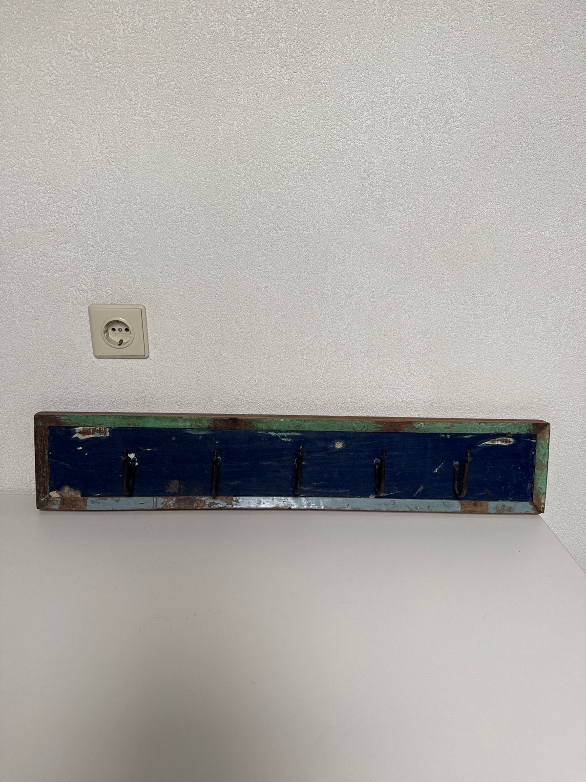 Vintage houten wandkapstok met 5 haken, Huis en Inrichting, Woonaccessoires | Kapstokken, Gebruikt, Wandkapstok, Minder dan 100 cm