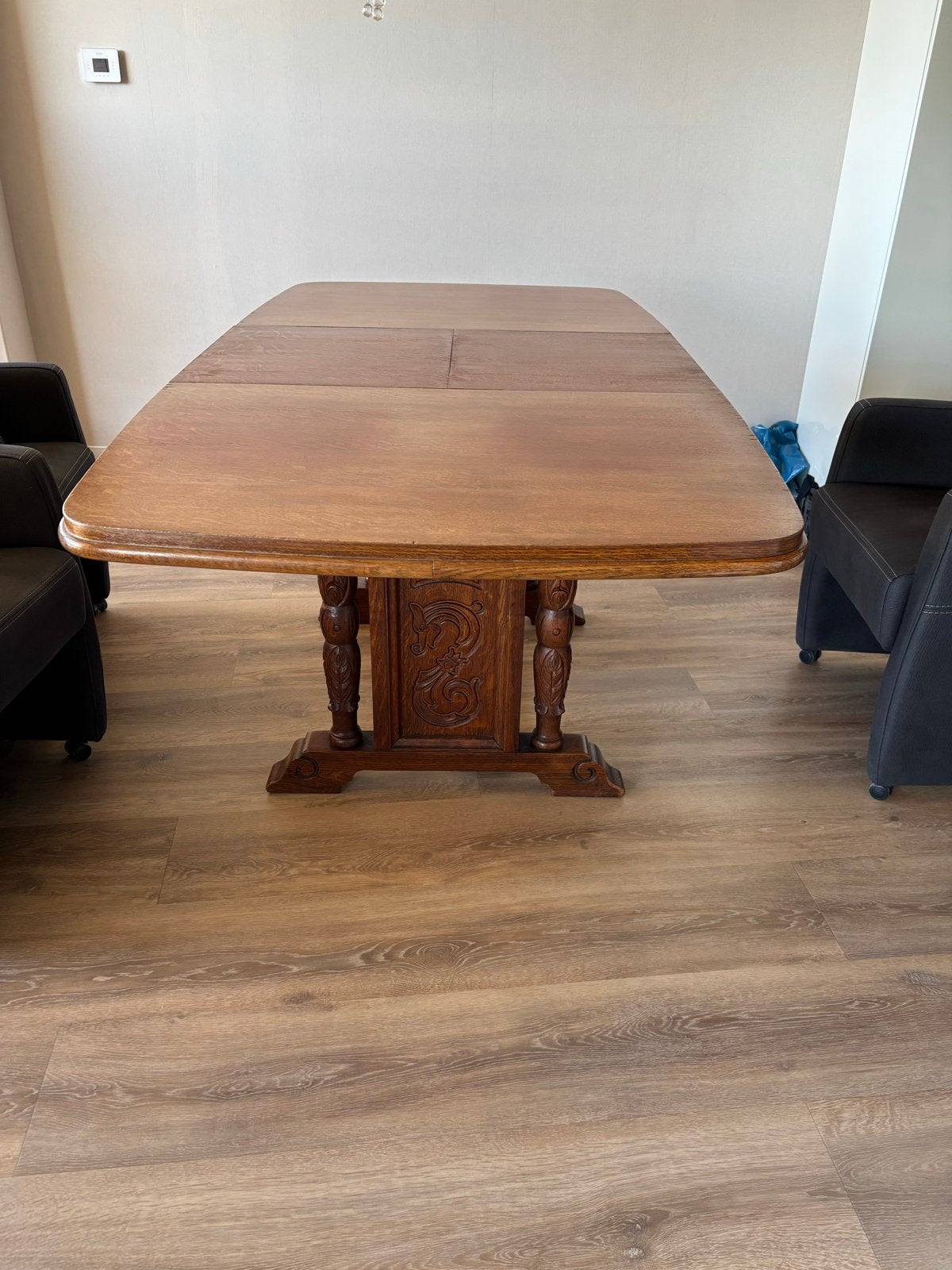 Antieke eettafel, uitschuifbaar, massief hout, Ophalen
