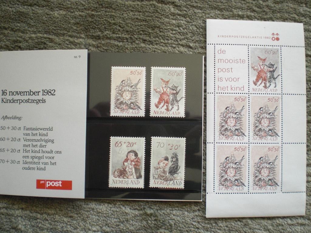 Mapje Kinderpostzegels 1982 Postfris, Postzegels en Munten, Ophalen of Verzenden, Na 1940, Postfris