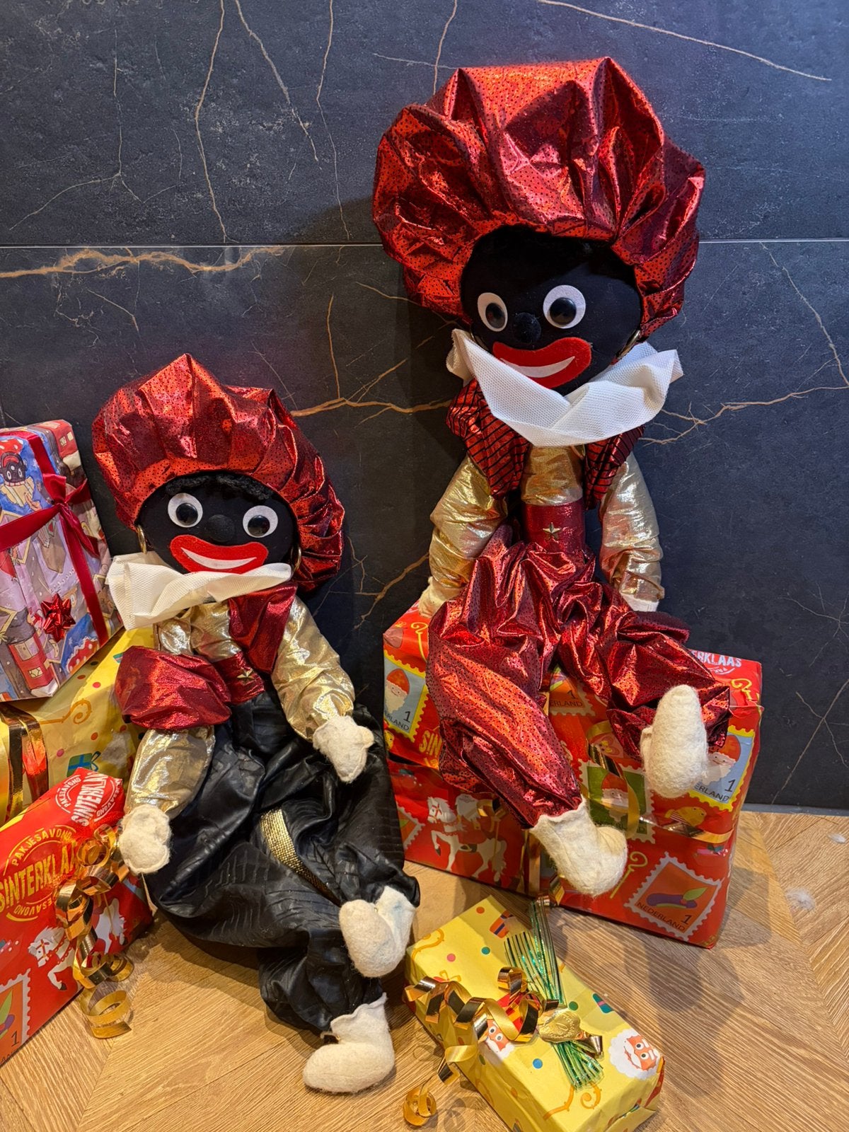 Twee zwarte piet pop groot etalage vintage decoratie sint, Ophalen of Verzenden, Zo goed als nieuw