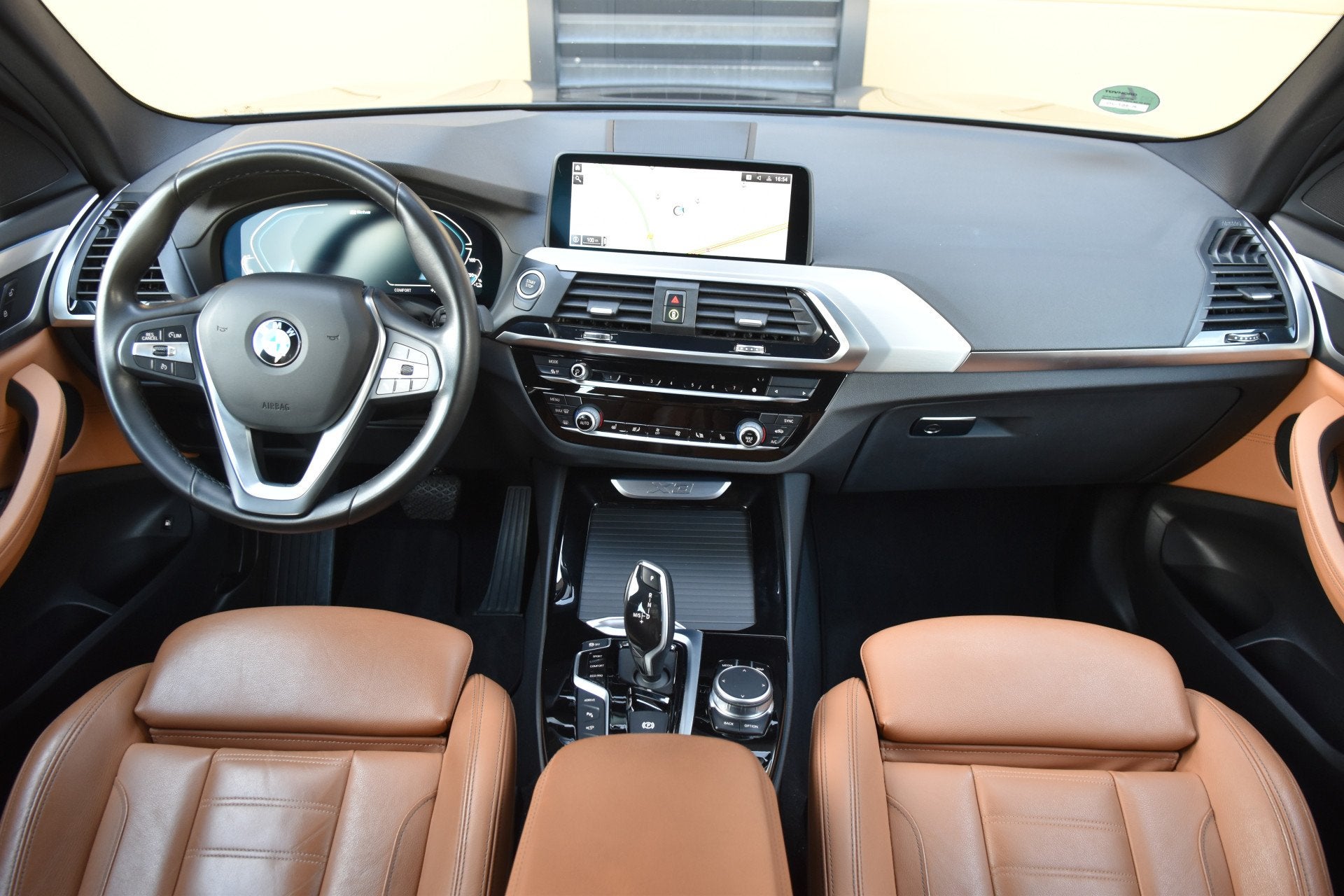 BMW X3 xDrive30e eDrive Edition * Trekhaak * Adaptieve LED *, Automaat, Gebruikt, Vierwielaandrijving, 129 €/maand