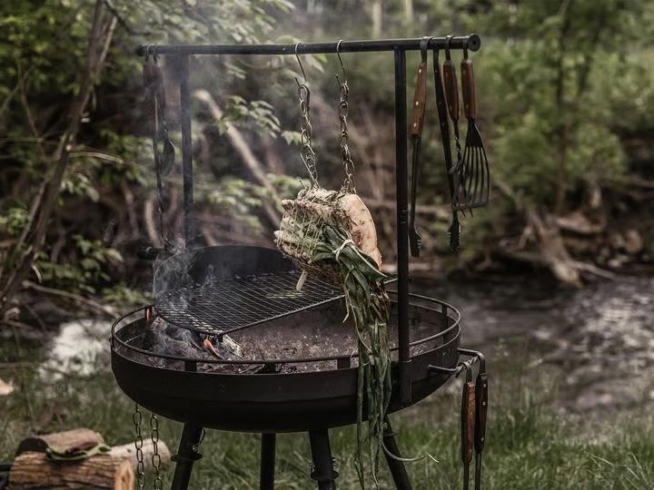 Barebones cowboy fire pit grill, Ophalen, Gebruikt, Met accessoires