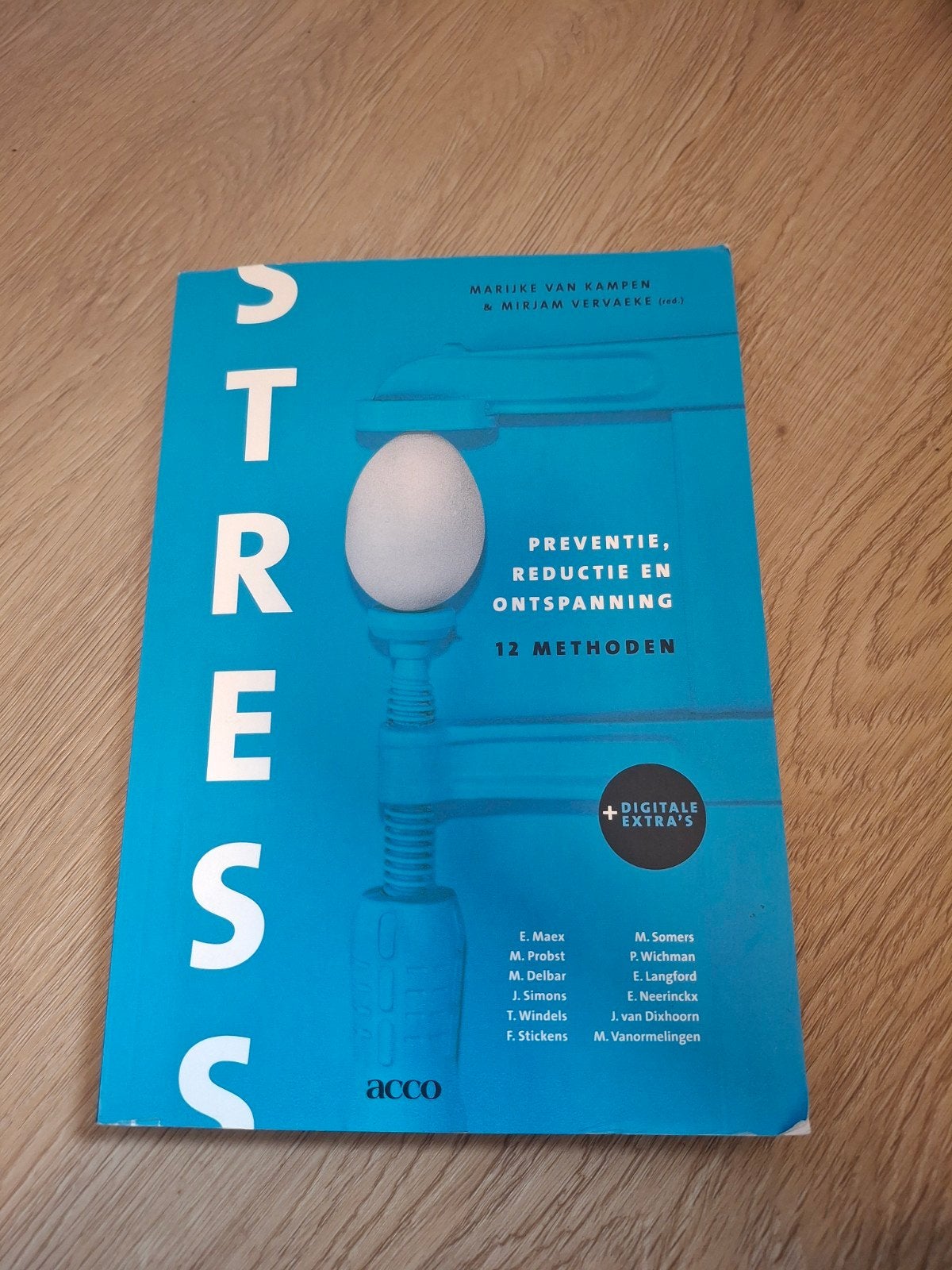 Stress: Preventie, Reductie en Ontspanning - 12 Methoden, Marijke van Kampen & Mirjam Vervaeke, Zo goed als nieuw, Gamma, HBO