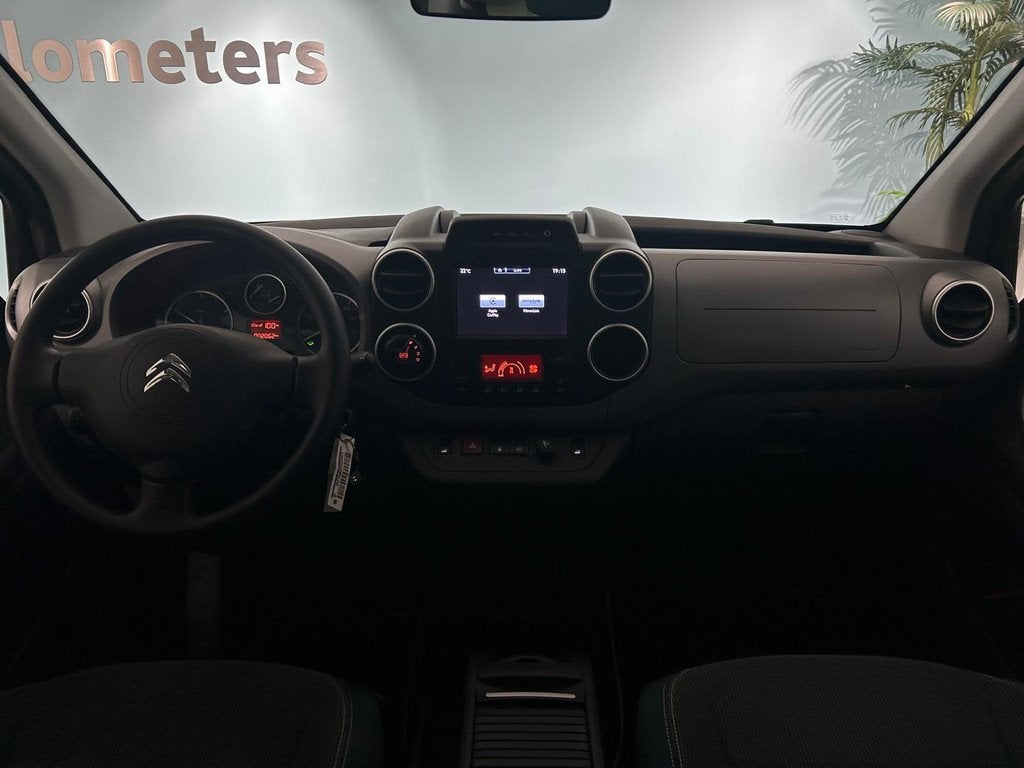Citroen Berlingo E-Shine 23 kWh AIRCO | NAVI | PARKEERSENSOR, Auto's, 12 maanden, Stof, Zwart, Geïmporteerd