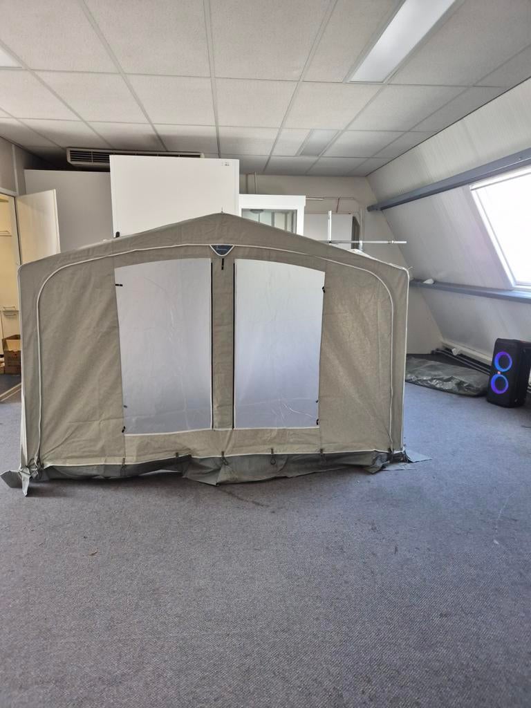 Isabella Annex Sand 300 - Extra ruimte voor voortent, Ophalen