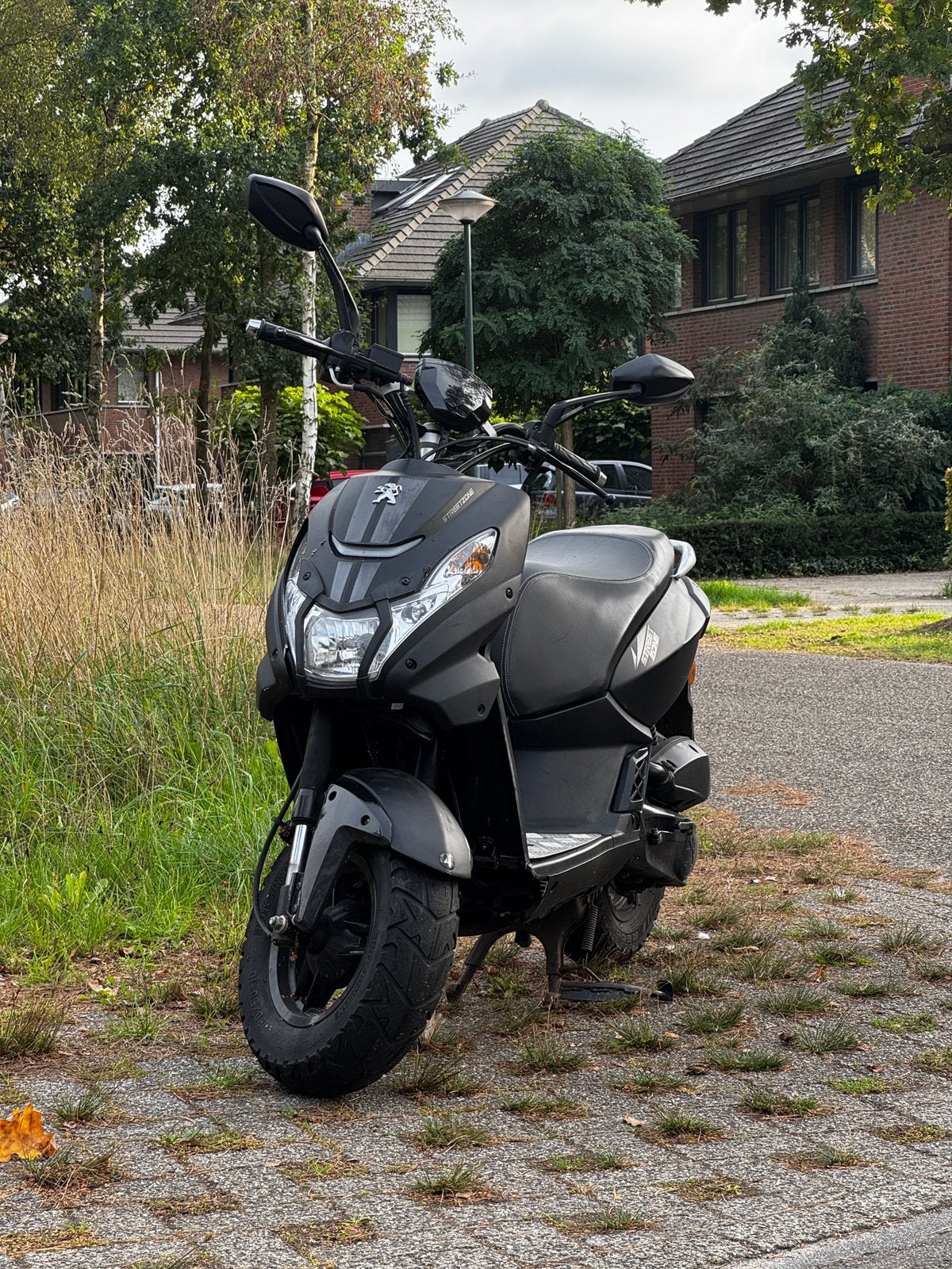 Peuget streetzone 2022 schade, Fietsen en Brommers, Gebruikt, Overige modellen, Maximaal 45 km/u, Ophalen of Verzenden