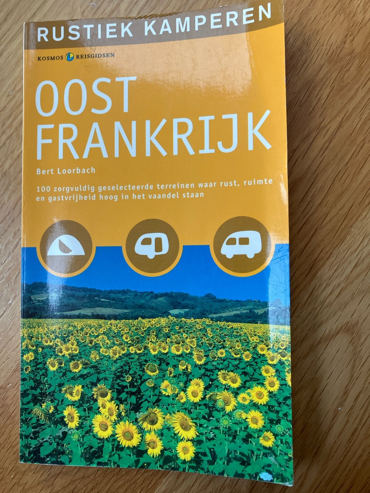 Rustiek Kamperen Oost-Frankrijk - Kosmos Reisgidsen, Boeken, Overige merken, Europa, Ophalen of Verzenden, Zo goed als nieuw