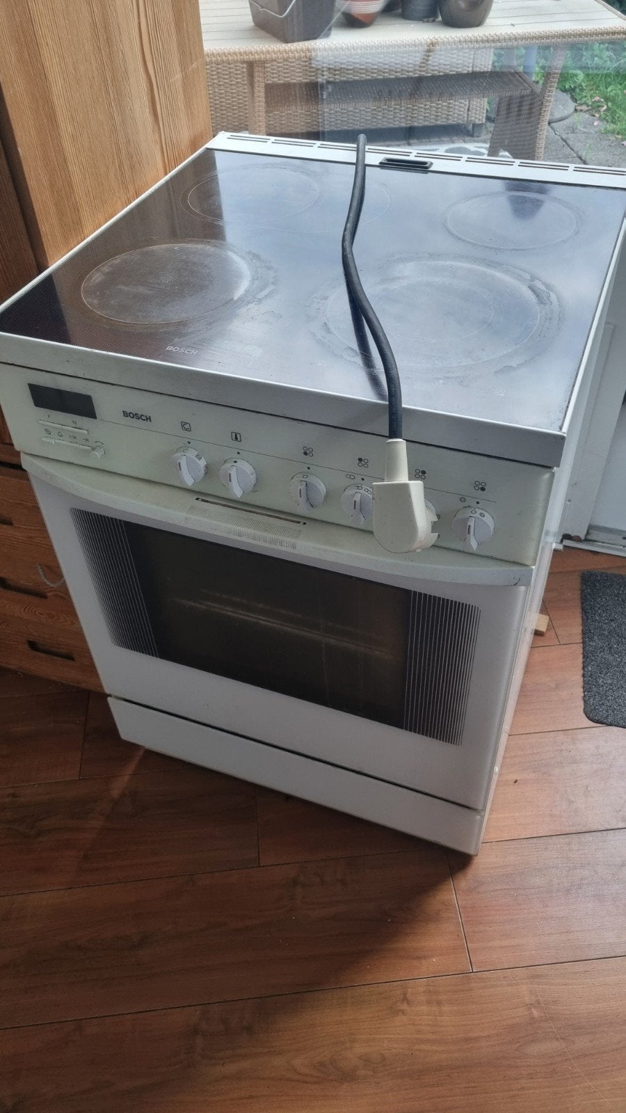 Bosch keramisch fornuis., Witgoed en Apparatuur, Fornuizen, Vrijstaand, Keramisch, 4 kookzones, 85 tot 90 cm, Grill, Ophalen