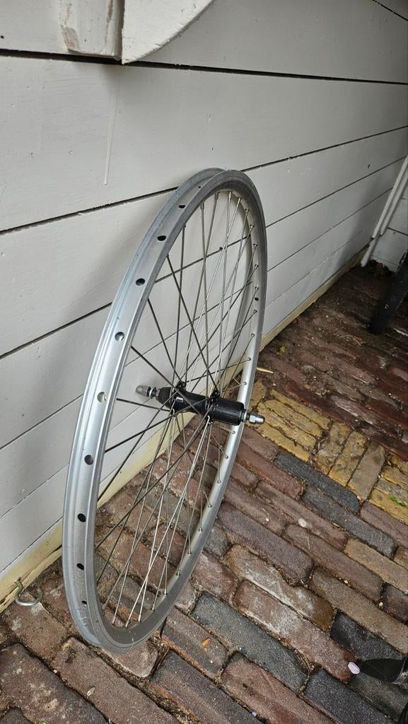 Achterwiel 28 inch - cassette body - Velgrem -rimbrake, Ligfiets, Zo goed als nieuw, Aluminium, Ophalen