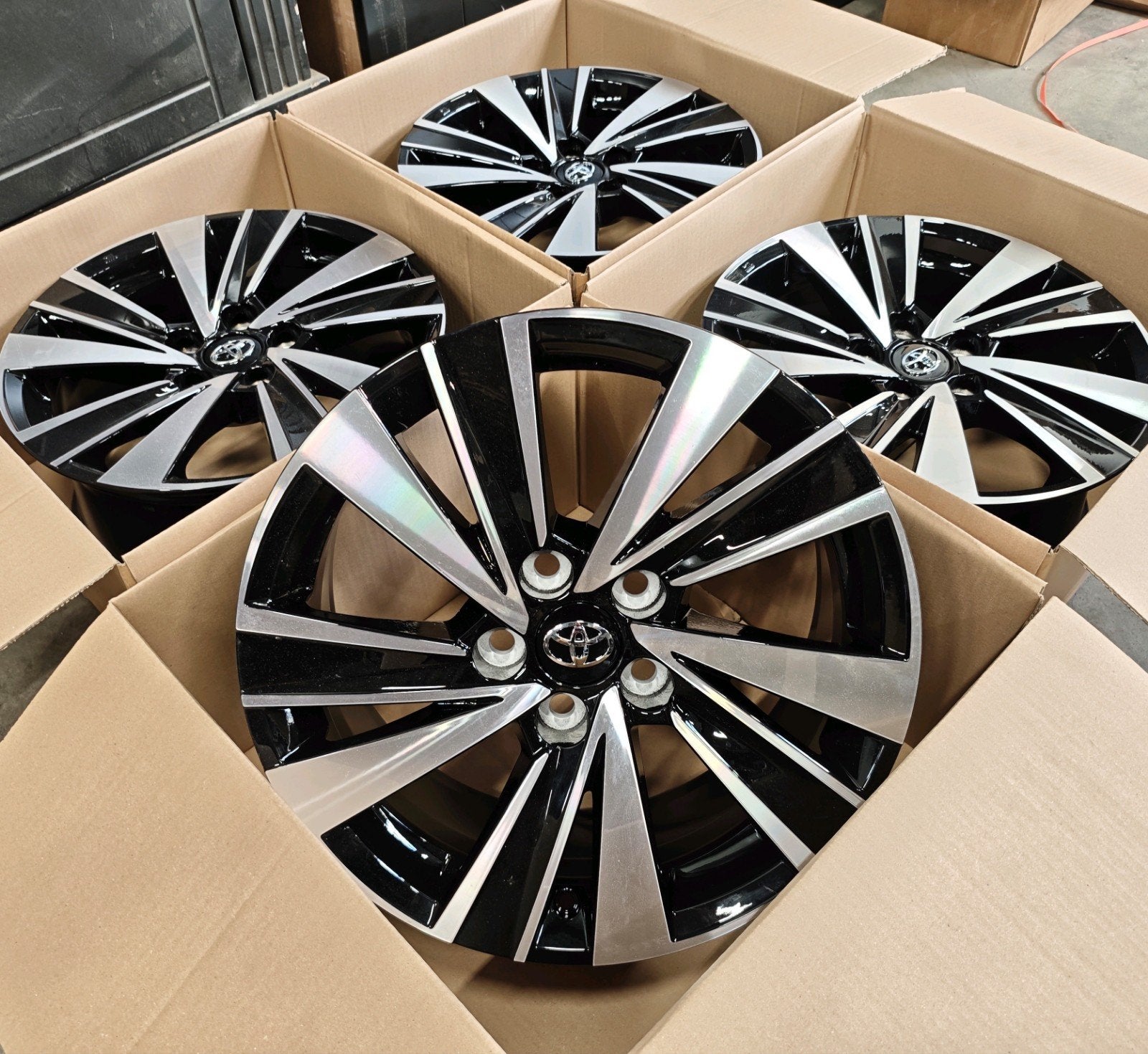 Org. 17" Toyota Corolla velgen wielen Auris, Auto-onderdelen, Banden en Velgen, Velg(en), Toyota, Nieuw, Ophalen of Verzenden