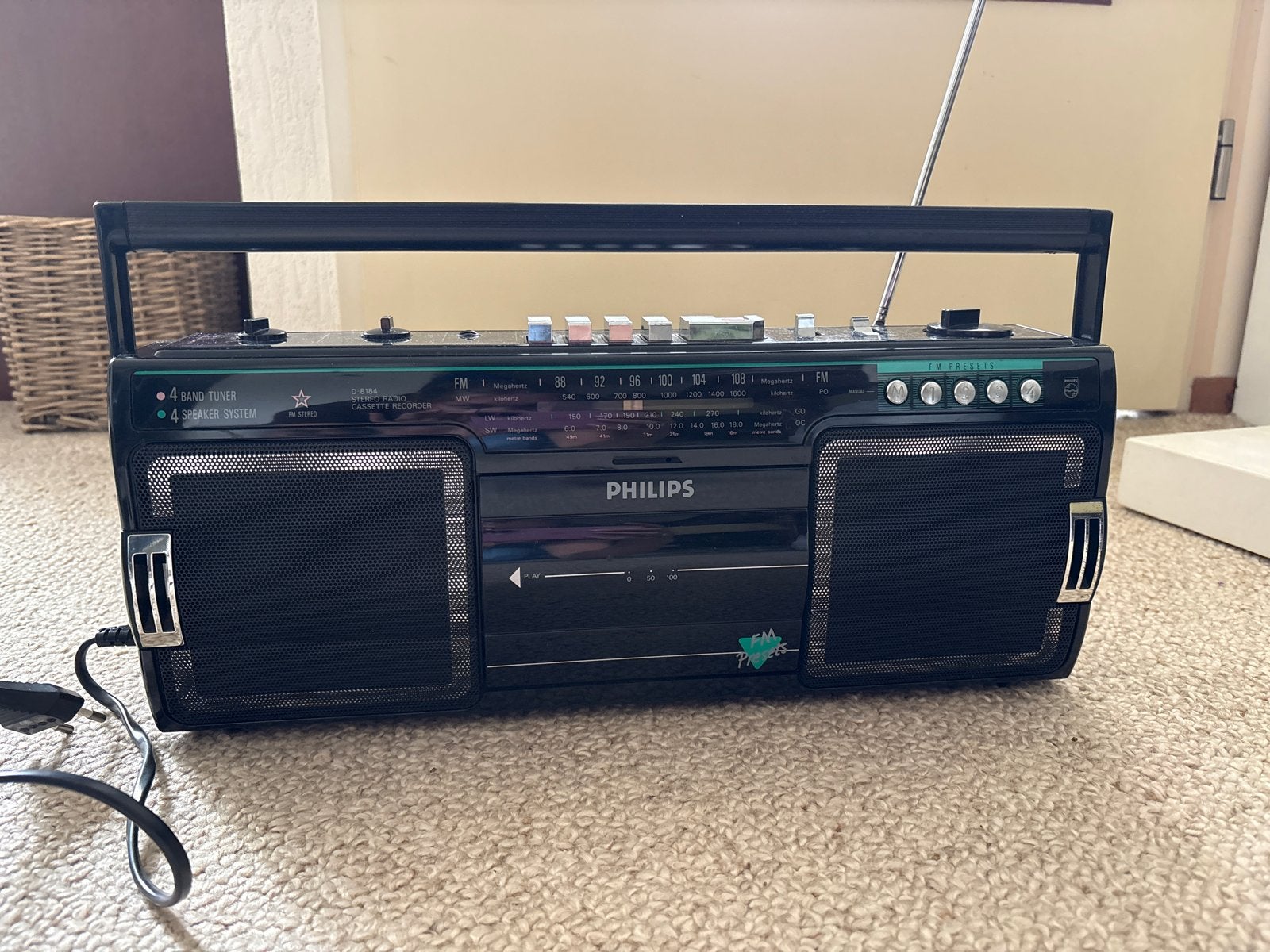 Philips D8184 Boombox - Vintage Radio, Ophalen, Gebruikt, Radio