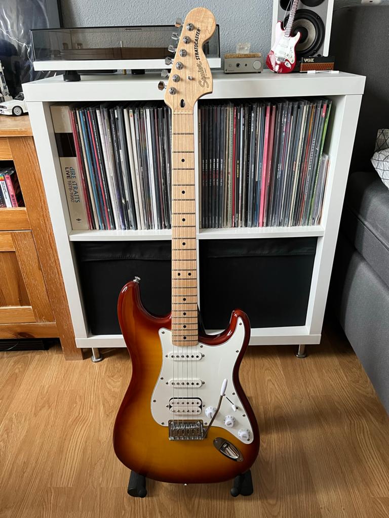 Squier Stratocaster HSS FMT, Ophalen, Gebruikt, Solid body, Fender