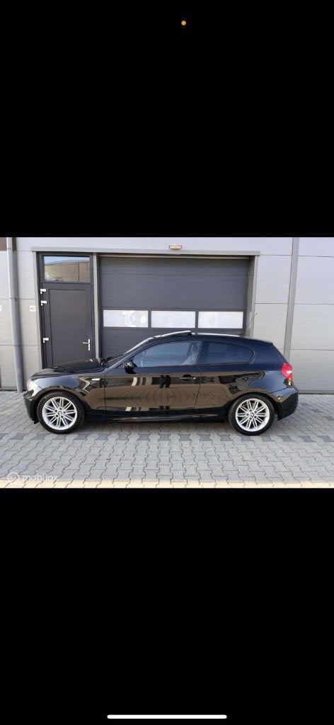 Bmw 1 serie met m paket, Achterwielaandrijving, 143 pk, Zwart, Leder