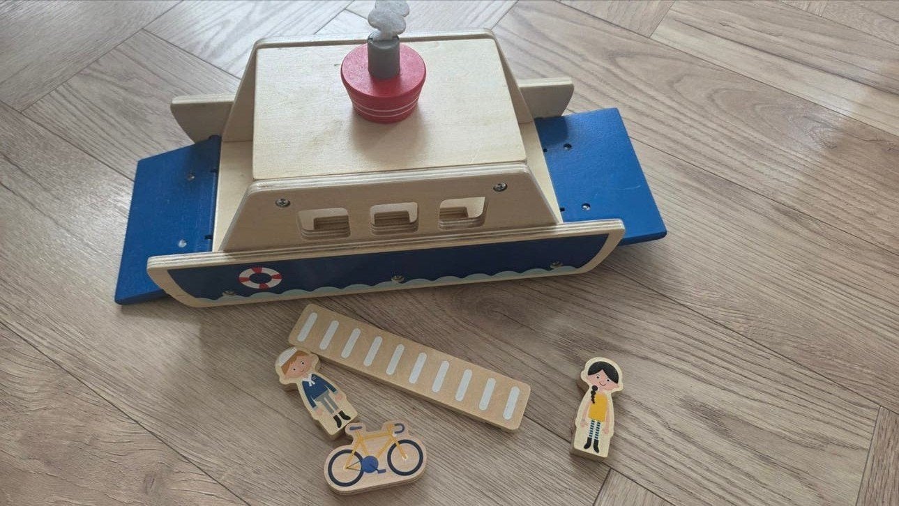 Houten veerboot Hema met accessoires, Ophalen of Verzenden, Gebruikt, Overige typen