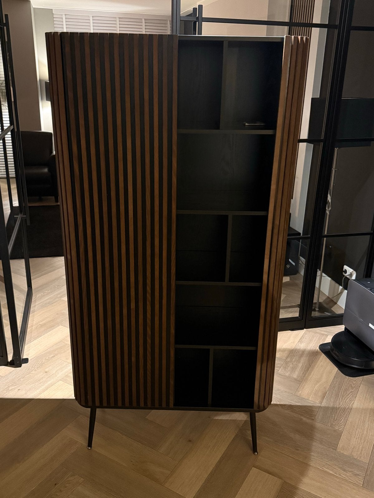 Moderne houten kast met latten en open vakken, Ophalen, 50 tot 100 cm, Zo goed als nieuw, 150 tot 200 cm