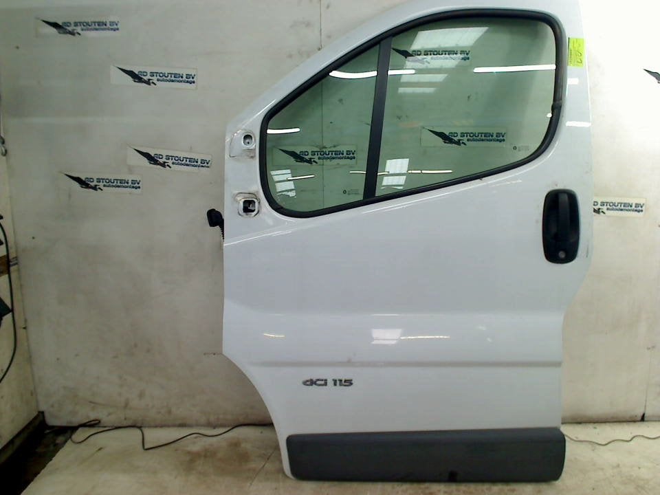 Portier Links Renault Trafic New (FL) (2006-08/2014-06), Gebruikt, Renault Deutschland AG, Dialog.deutschland@renault.de, Peter-Huppertz-Straße 5, Köln 51063, , Duitsland