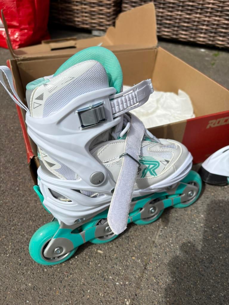 Roces inline skates maat 30-35, Ophalen of Verzenden, Verstelbaar, Zo goed als nieuw
