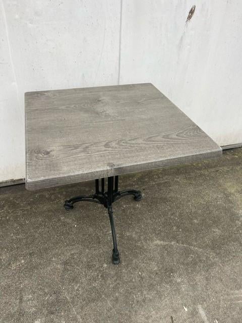 25 stuks nette horeca bistro terrastafels werzalit 70x70 cm, Ophalen, Zo goed als nieuw